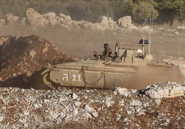 الاحتلال الإسرائيلي يوسع توغلاته في ريف القنيطرة ويقيم حواجز مؤقتة