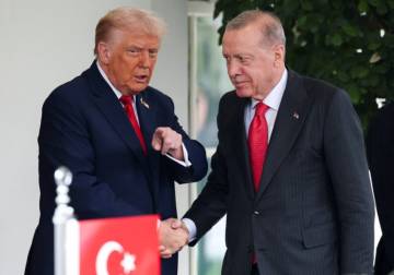 أردوغان وترامب يبحثان هاتفيًا التطورات الإقليمية والدولية