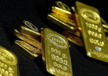 ارتفاع الذهب 2.6 بالمئة إلى 4844 دولارا للأونصة