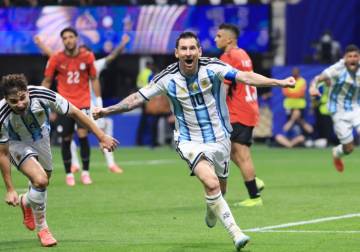 مونديال 2026.. الأرجنتين تحقق ريمونتادا مثيرة أمام مصر وتتأهل لربع النهائي