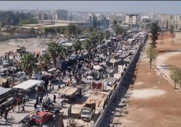فقراء حلب يطالبون بإعادة سوق الجمعة إلى موقعه السابق بعد تضرر أرزاق البائعين