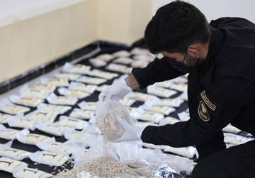 تفكيك شبكة متخصصة بتجارة وترويج المخدرات في دمشق
