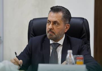 شركة البترول تهرب من