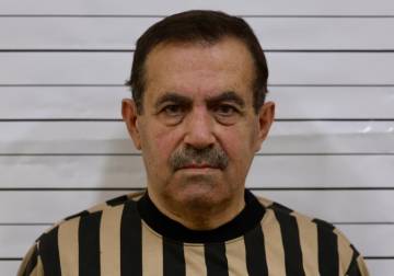 اعتقال ضابط متهم بمجزرة الكيماوي في الغوطة الشرقية