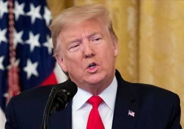 ترامب: نتنياهو مجنون يزعجني قتاله بلبنان لكني معجب به وأرغب بلقاء خامنئي