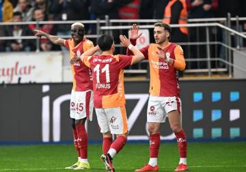 غالاطة سراي يعزز موقعه بصدارة الدوري التركي الممتاز