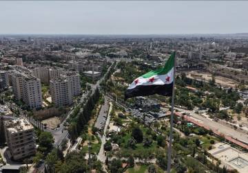 مع صورة: دولة رجال أم رجال دولة