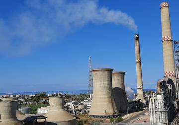 سوريا تبدأ مرحلة جديدة في نقل النفط الخام من حقول شرق الفرات إلى المصافي