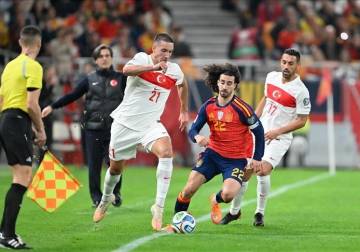 التعادل الإيجابي يحسم لقاء تركيا وإسبانيا بتصفيات المونديال