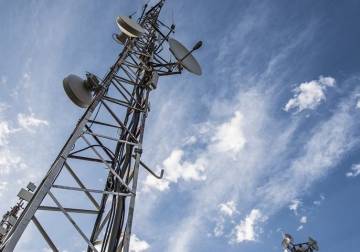 الحسكة: عودة الاتصالات إلى تل براك بعد انقطاع دام أكثر من عام