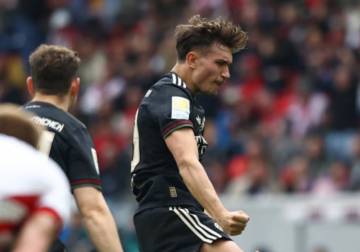 بايرن ميونخ يحقق