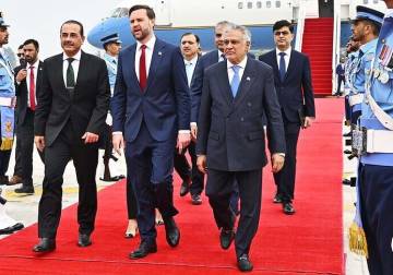 انطلاق المحادثات بين طهران وواشنطن في إسلام آباد