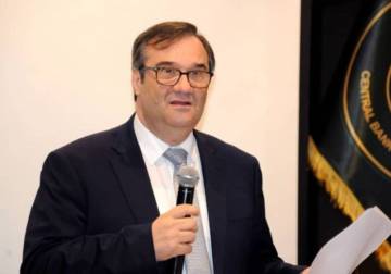 إحداث سوق دمشق للعملات الأجنبية والذهب لتعزيز الاستقرار المالي