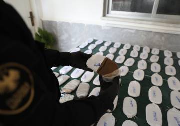 تفكيك شبكة لترويج المخدرات في دير الزور