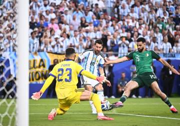 كأس العالم 2026: ثلاثية ميسي تقود الأرجنتين للفوز على الجزائر