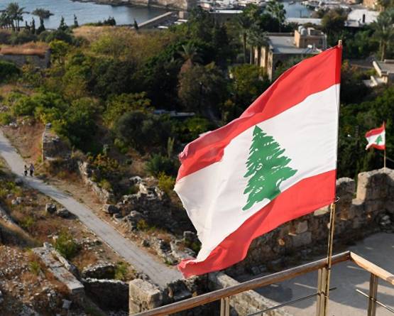 قرارات لبنانية لتنظيم العمالة السورية.. تحديات