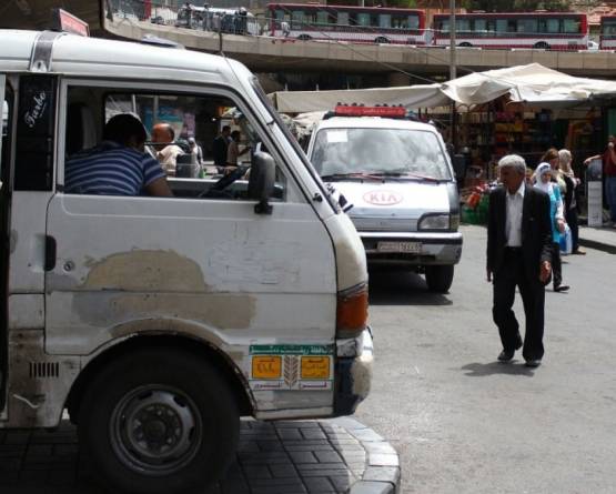 وزارة النقل.. أزمات