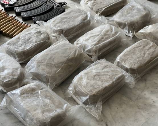 تفكيك عصابة مخدرات في حمص وضبط 13 كيلوغراماً من الحشيش