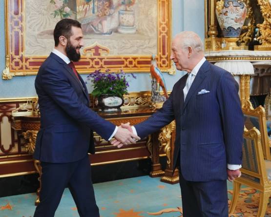 الرئيس الشرع يلتقي الملك تشارلز في لندن