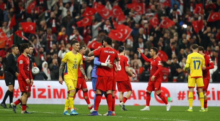 منتخب تركيا إلى نهائي الملحق الأوروبي المؤهل لمونديال 2026