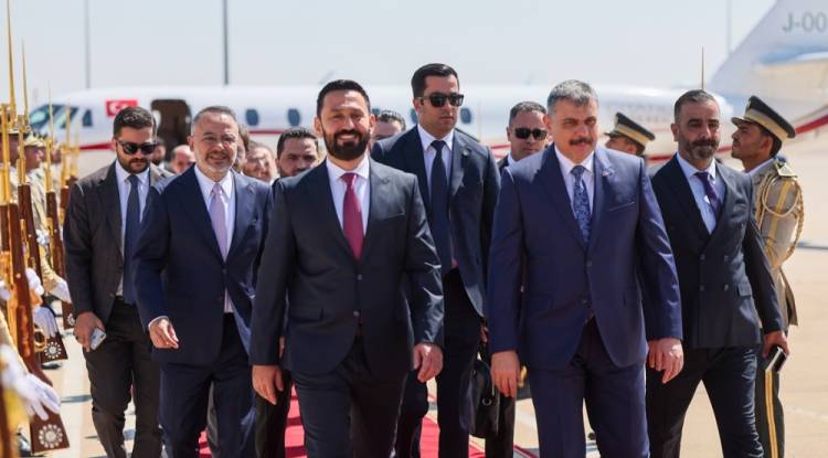 وزير الداخلية التركي يزور سوريا لإجراء محادثات رسمية
