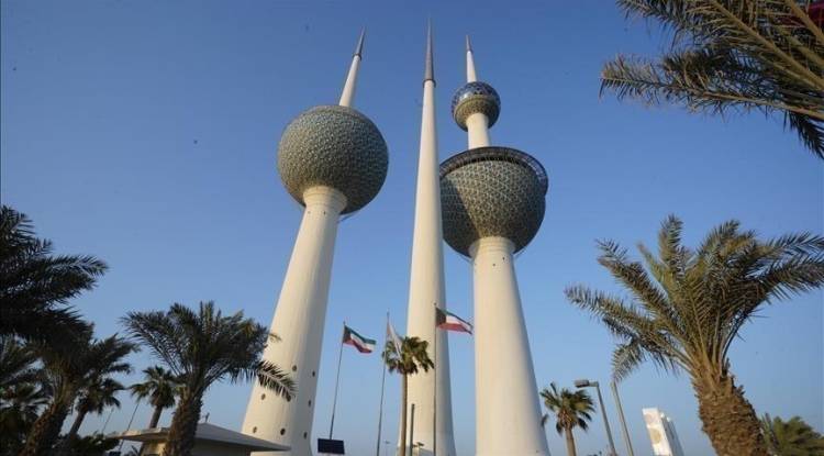 هجوم بمسيرات يلحق أضرارا كبيرة برادار مطار الكويت