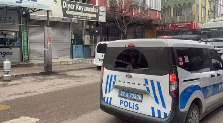 سطو مسلح على محل مجوهرات لصائغ سوري في غازي عنتاب