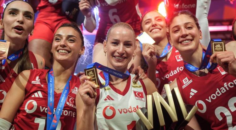 تركيا تحرز لقب دوري الأمم لكرة الطائرة للسيدات 2026