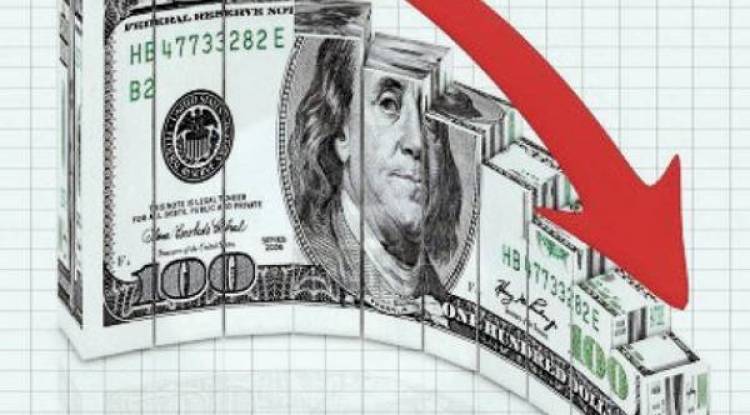 دولار دمشق يخسر 750 ليرة على وقع إلغاء قيصر