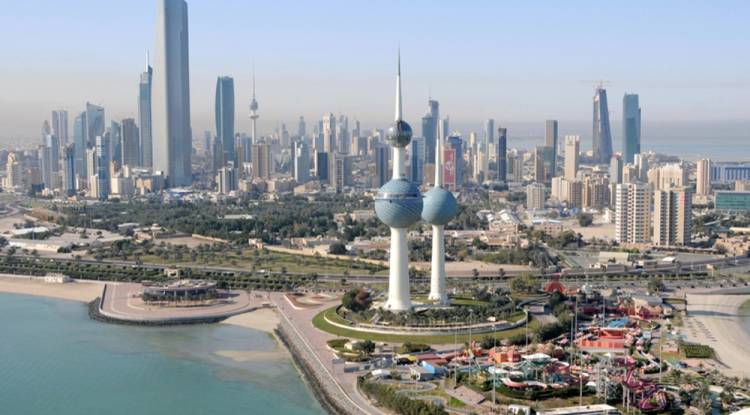 الكويت: أضرار بعد تعرض محطة كهرباء وتقطير مياه لهجوم إيراني