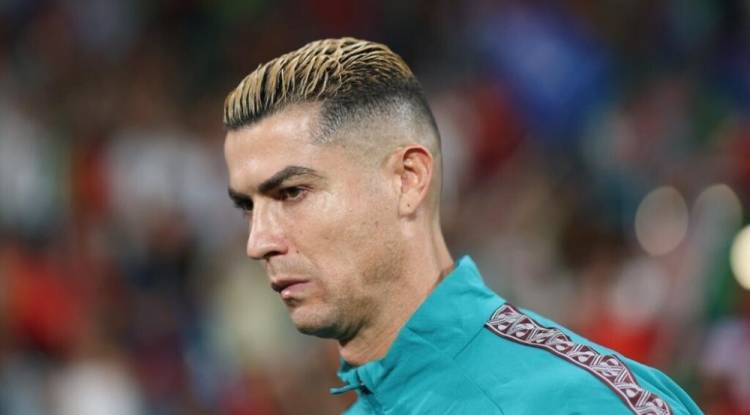 رونالدو يغادر معسكر البرتغال بعد تأكيد المدرب جيسوس وجود خلاف بينهما
