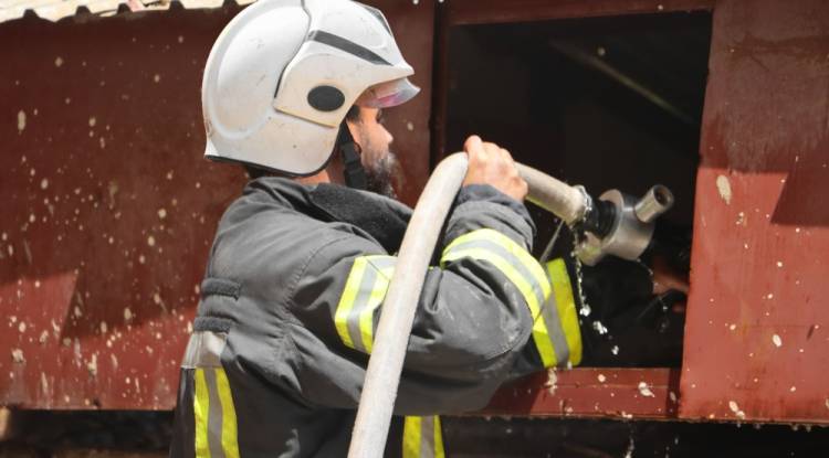 الدفاع المدني: إخماد 18 حريقاً في سوريا دون تسجيل إصابات