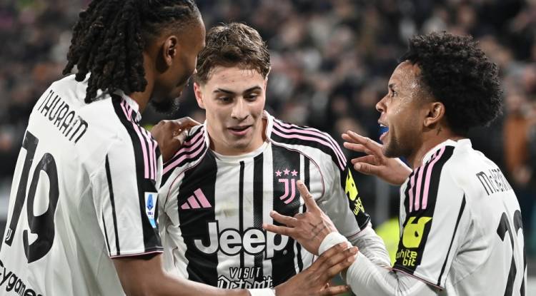 يوفنتوس ينهي عقدة إخفاقاته أمام نابولي منتصرا بثلاثية نظيفة