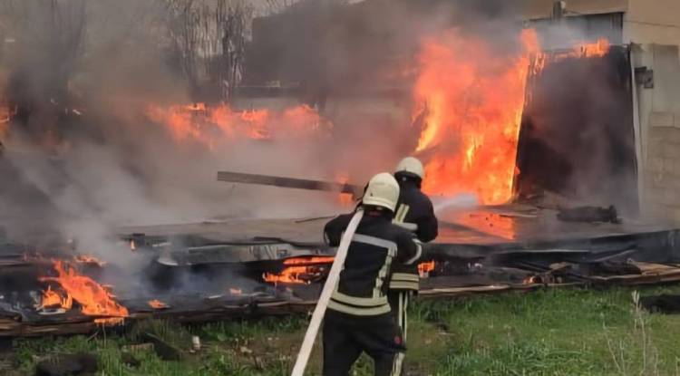 24 حريقاً في سوريا وإصابة عنصر إطفاء خلال عمليات الإخماد