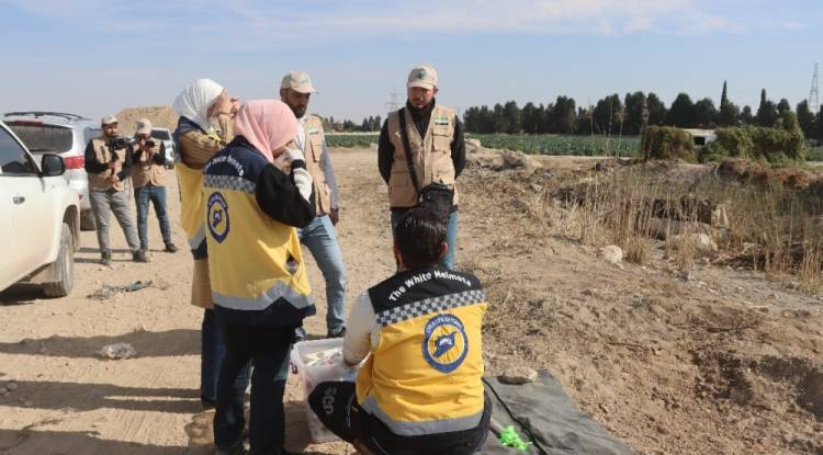 العثور على رفات 10 أشخاص مجهولي الهوية في منطقة عسكرية بدوما