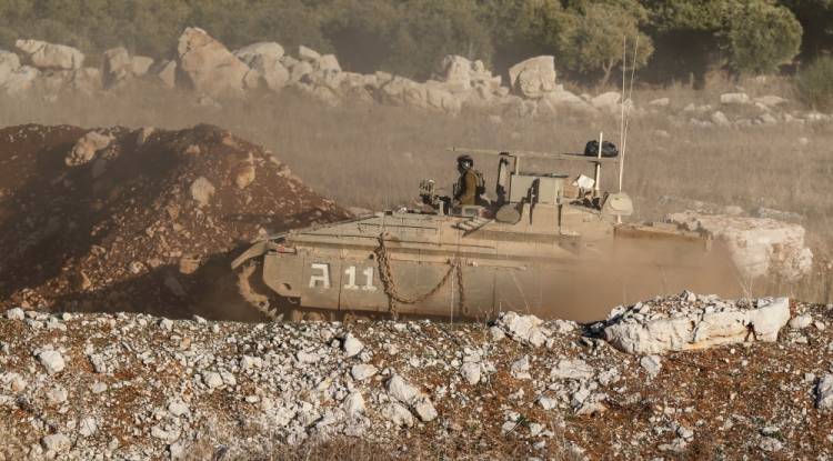 قوات الاحتلال الإسرائيلي تستهدف ريف القنيطرة الجنوبي بقذيفتي مدفعية