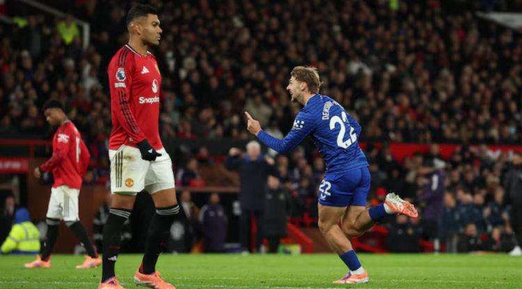 إيفرتون ينهي عقدة تفوق اليونايتد بملعب