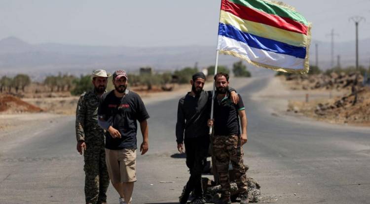 الهجري يستولي على المساكن العسكرية وعقارات العشائر بالسويداء