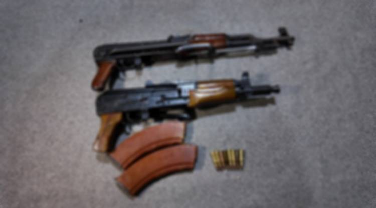 القبض على ثلاثة متهمين بقتل شخصين في نوى بريف درعا