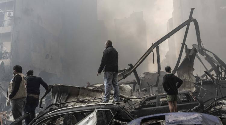 مئات القتلى والجرحى في غارات إسرائيلية مكثفة على لبنان